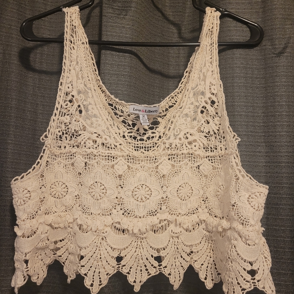 Crochet style cropped tank